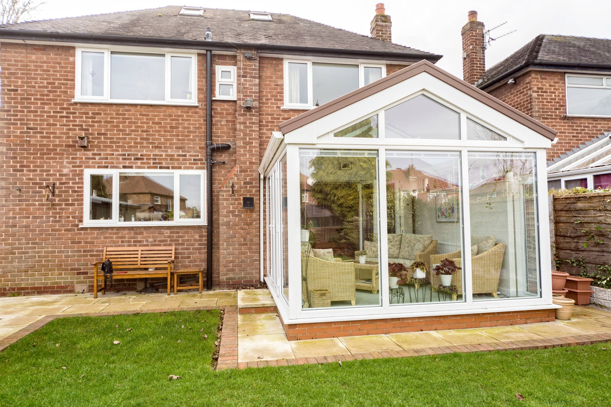 How to keep conservatory warm